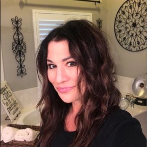 Meet your Posher, Stacie